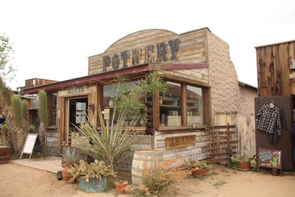 pioneertown4