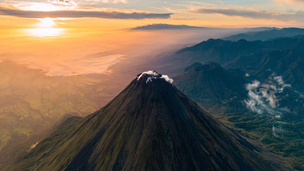 arenal volcano