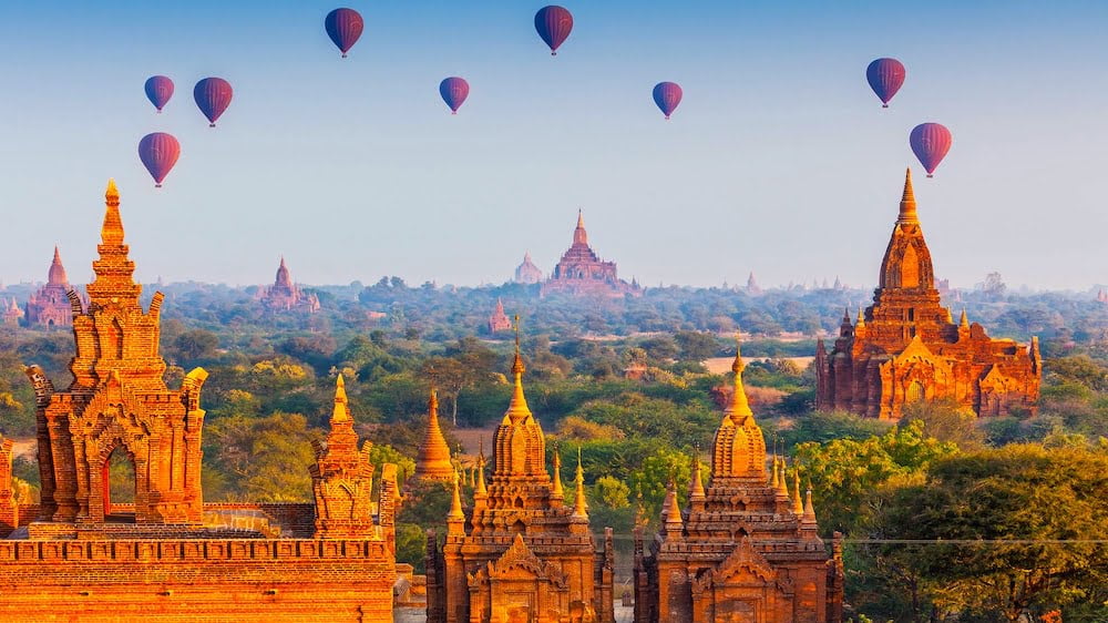 temples in bagan, myanmar