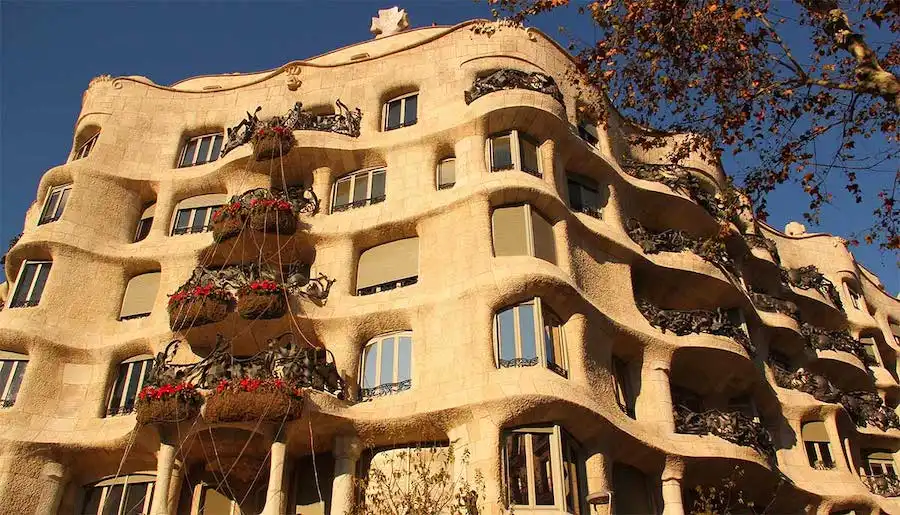 casa mila