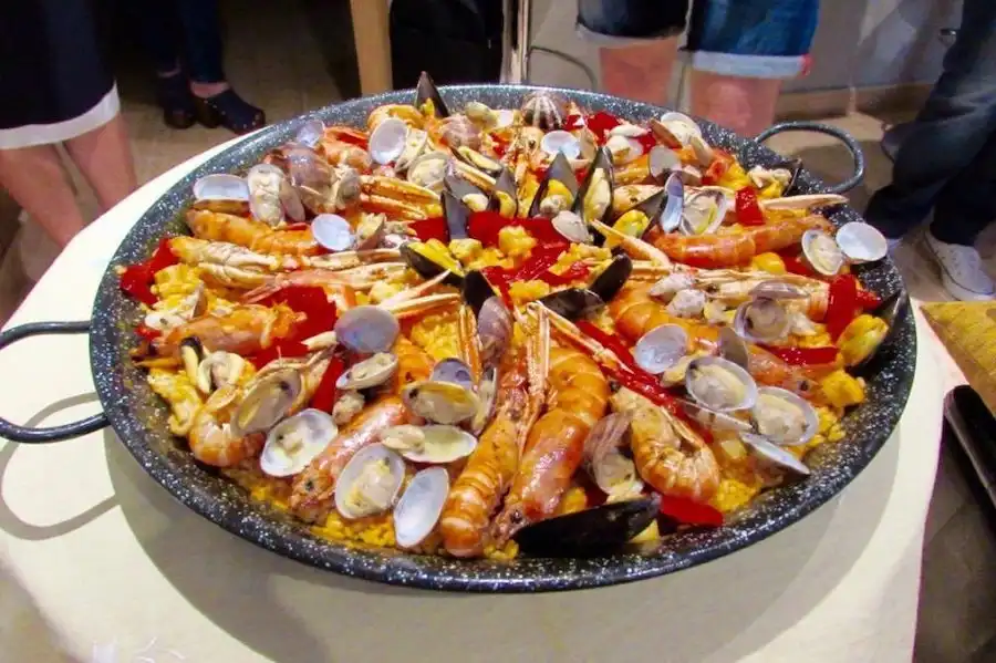 eating in barcelona