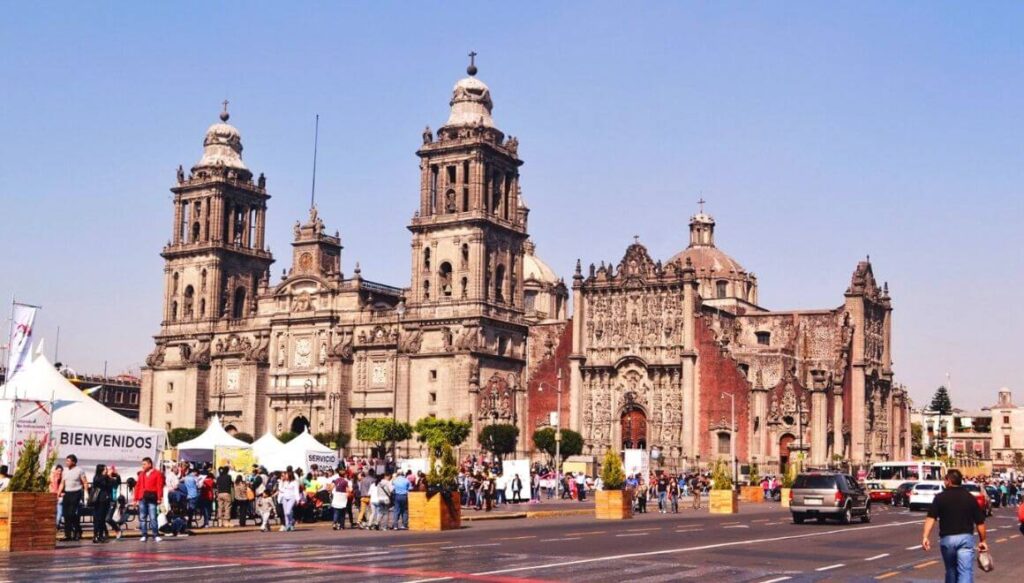 mexico city center cathedral