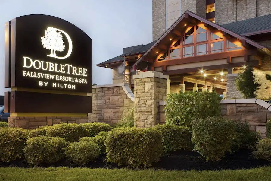 doubletree fallsview