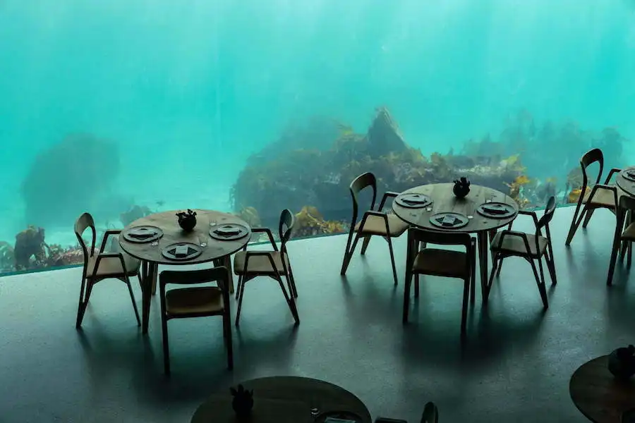 0afa4eb9 underwater restaurant norway 1