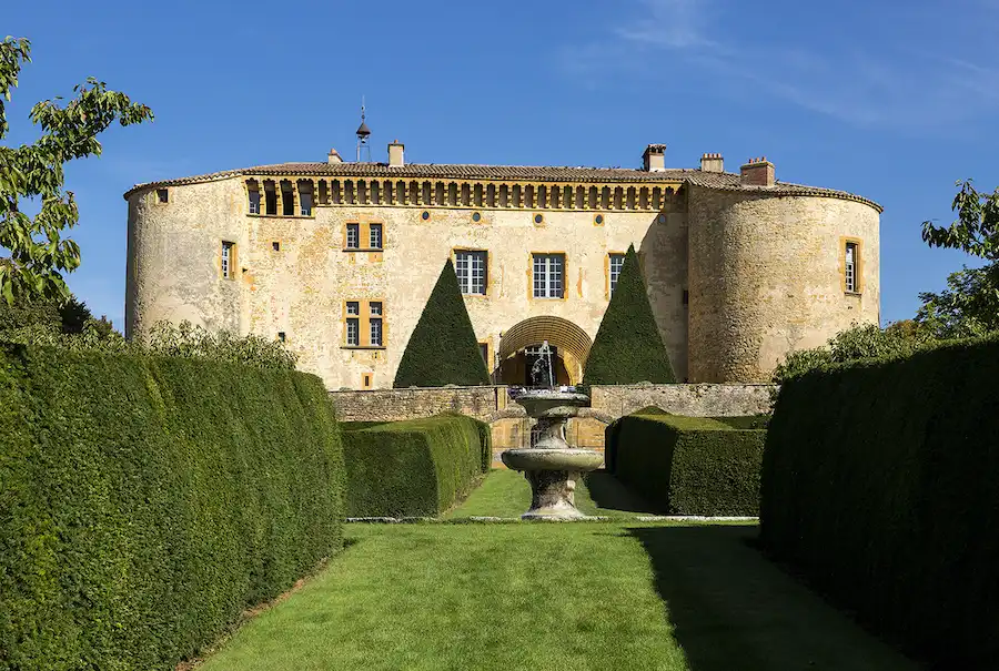 château de bagnols beaujolais france