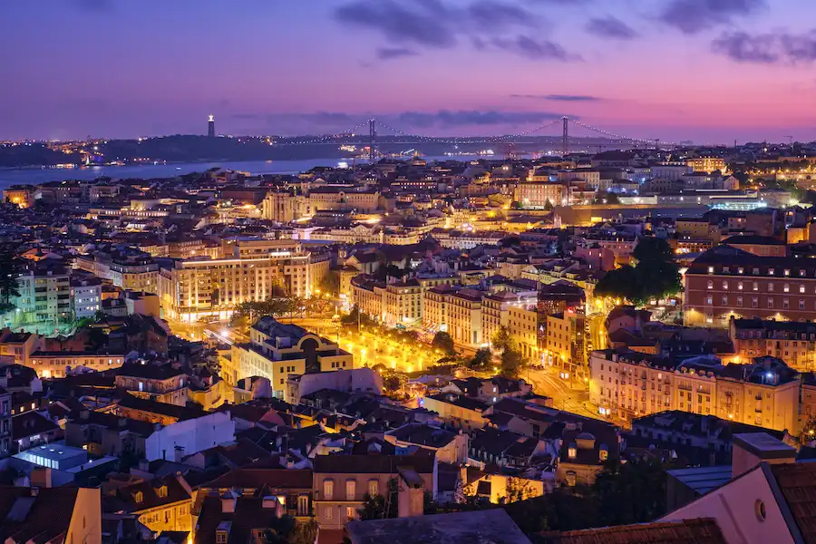 lisbon night