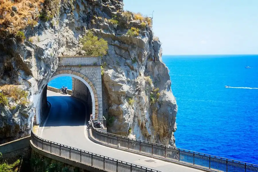 amalfi coast drive