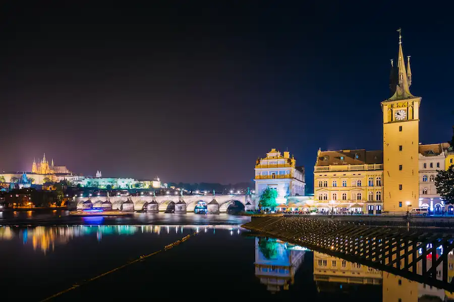 prague night