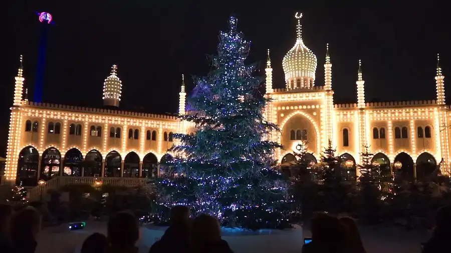copenhagen christmas tree(1)