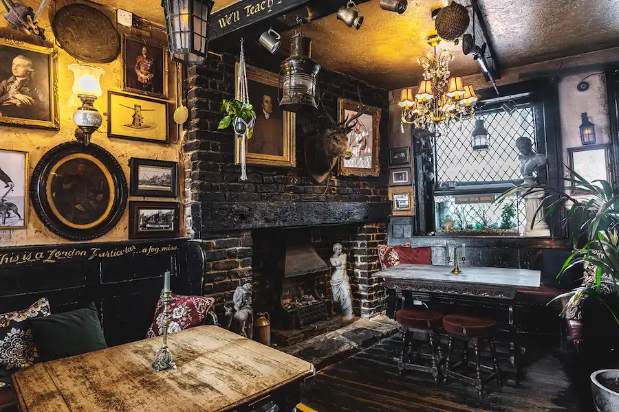 mayflowerpub