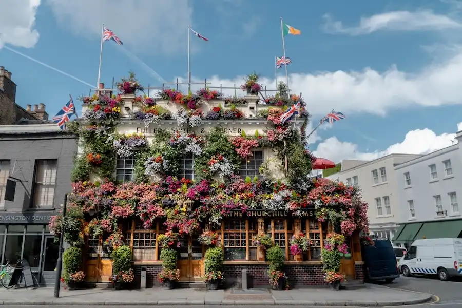 the churchill arms