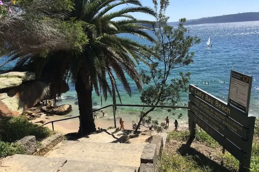 lady bay lady jane) beach–sydney australia