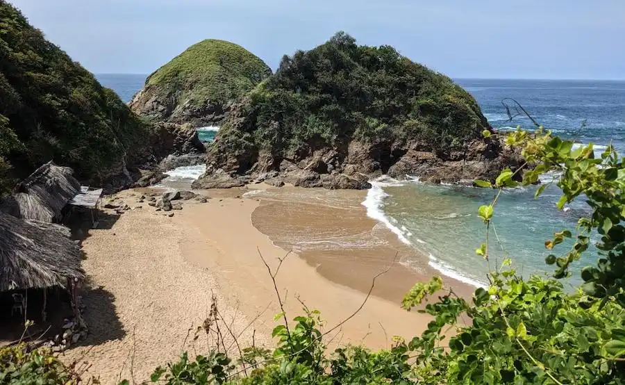 playa del amor–zipolite mexico