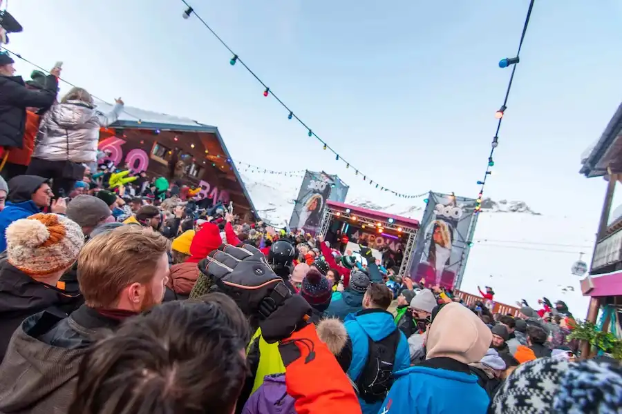 bar 360 ski bar