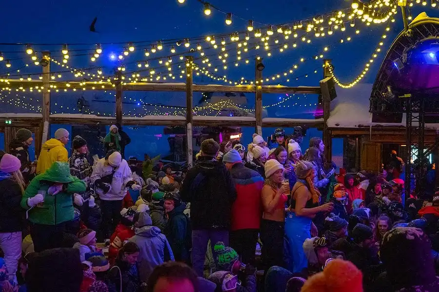 cocorico ski bar