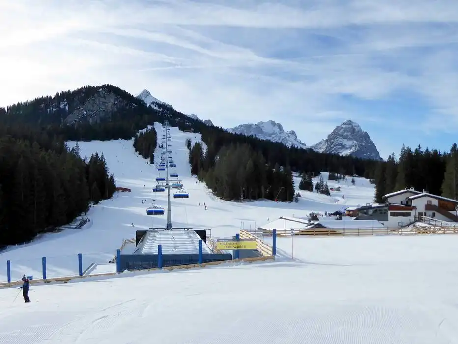 garmisch partenkirchen ski