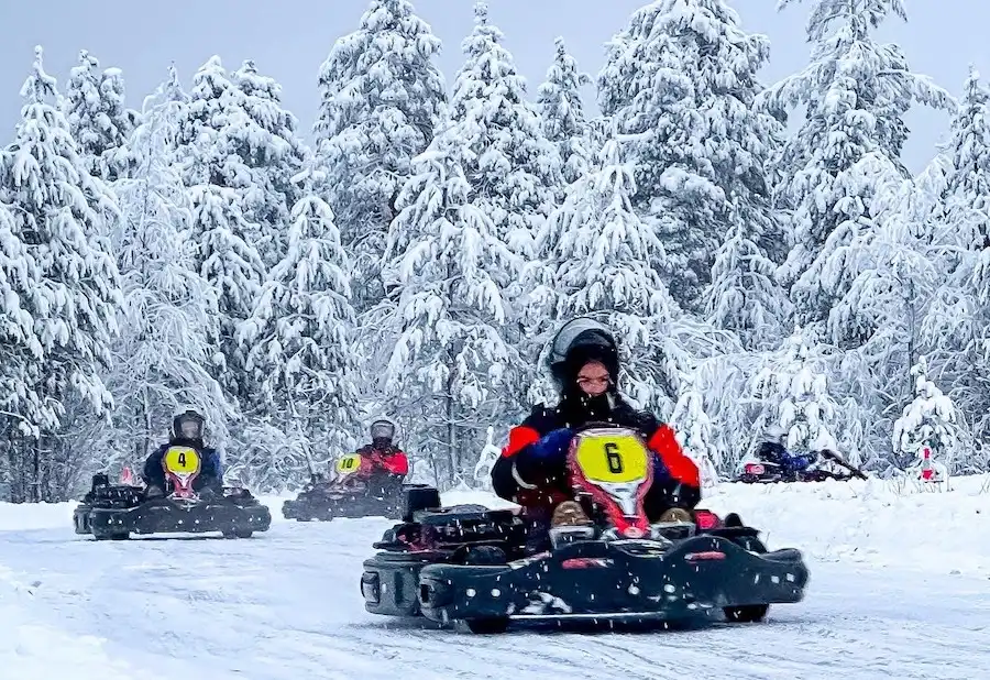 lumikartano ice park–rovaniemi finland